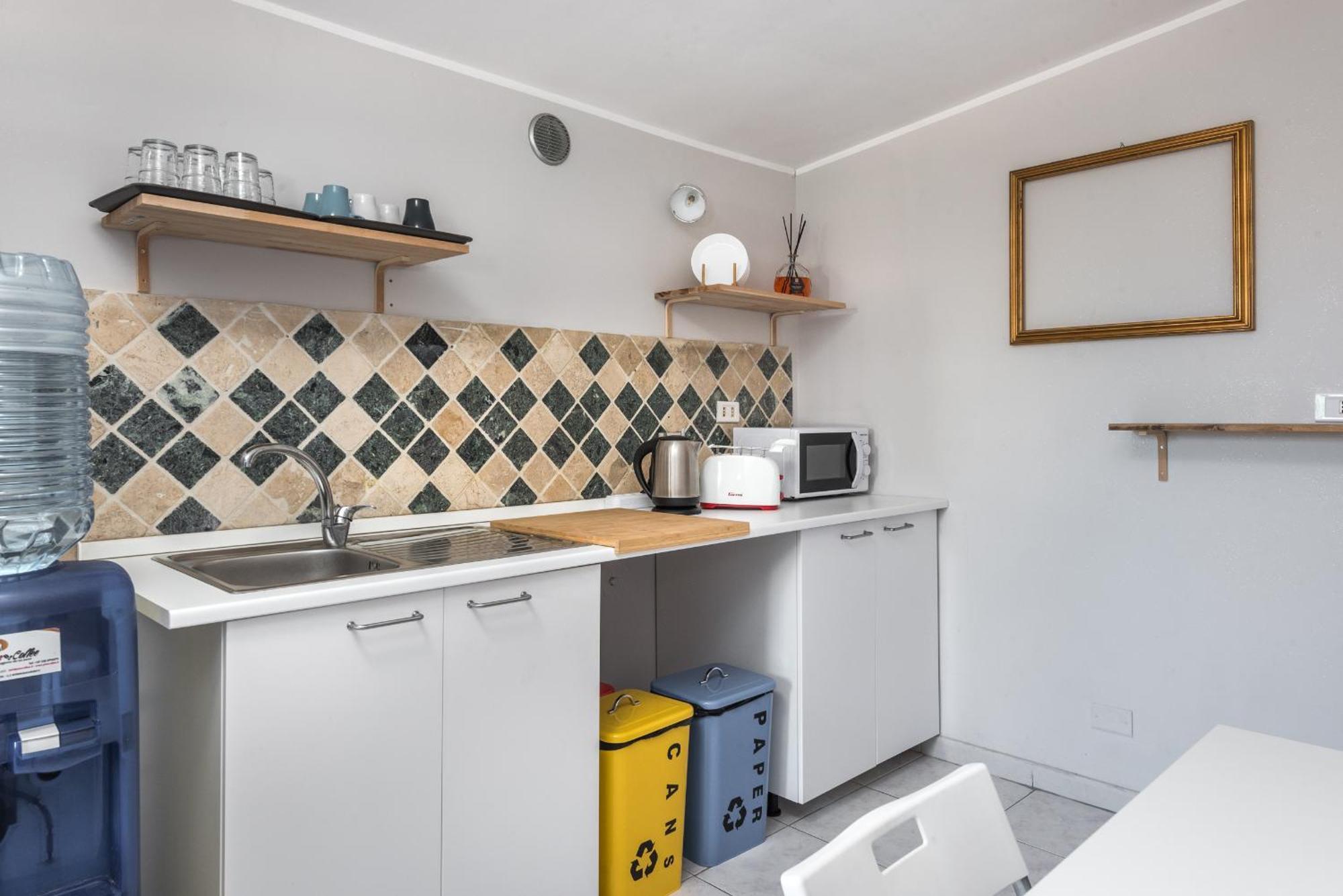 Travelershome Ciampino 170 Station Street Dış mekan fotoğraf