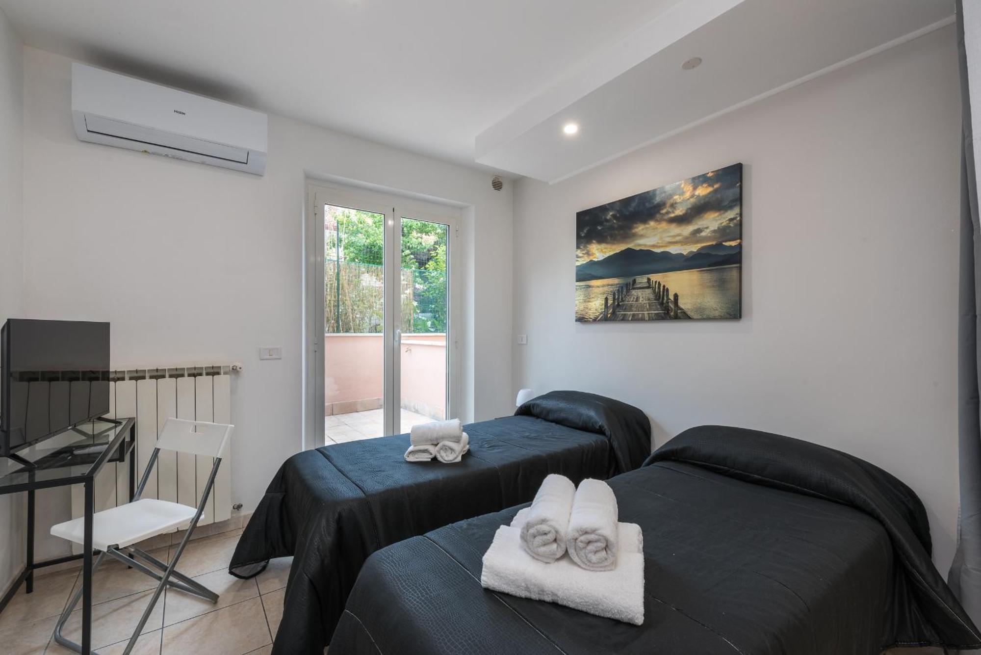 Travelershome Ciampino 170 Station Street Dış mekan fotoğraf